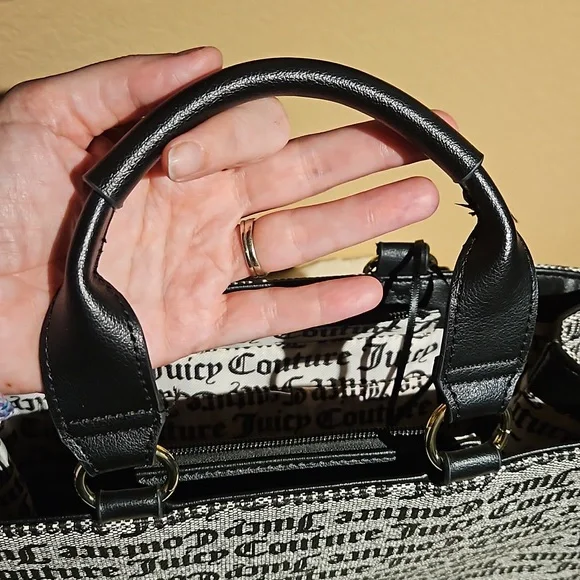 Juicy couture purse - Picture 5 of 13